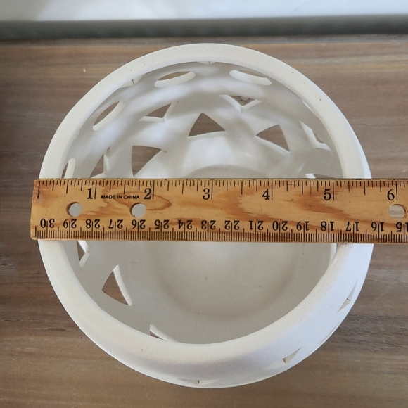 🏠 Hobby Lobby White Ceramic Geometric Vase – Mirage Collection Elegant Ambiance - Picture 12 of 13